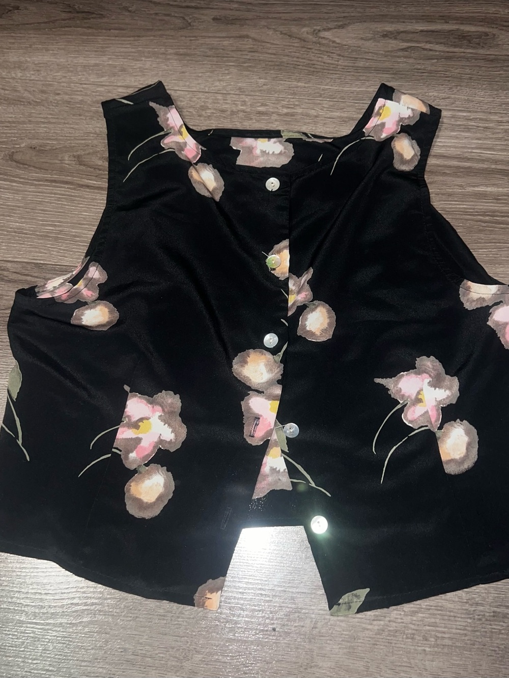 Black Floral Sleeveless Button-Front Blouse